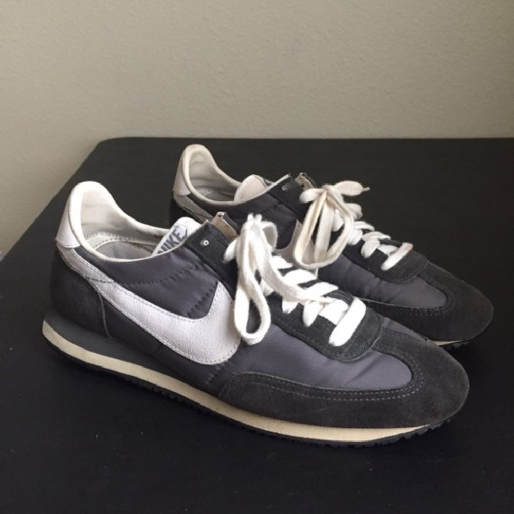 Vintage 1983 Nike Oceania size 9